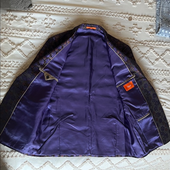 TALLIA Purple and Gold Brocade Tuxedo Blazer - Picture 10 of 11